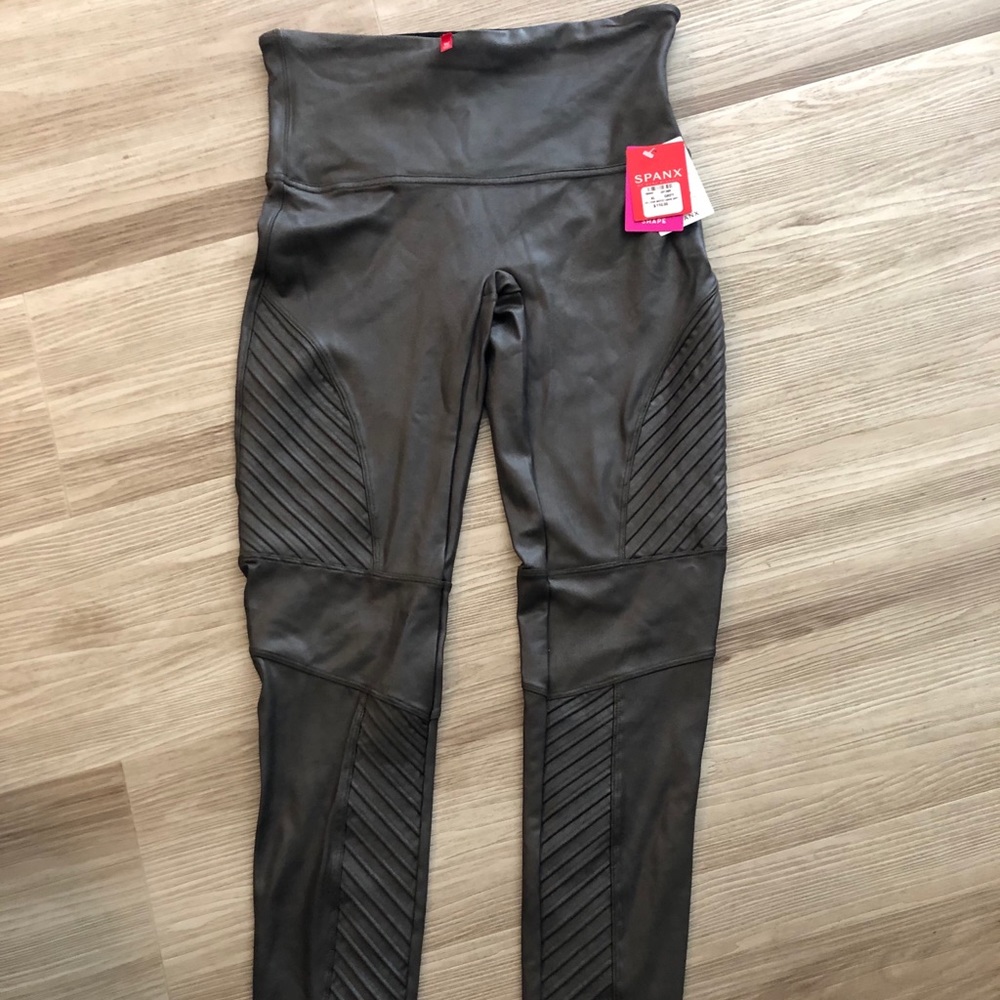 Brand new with tags gray Spanx Moto leggings XL